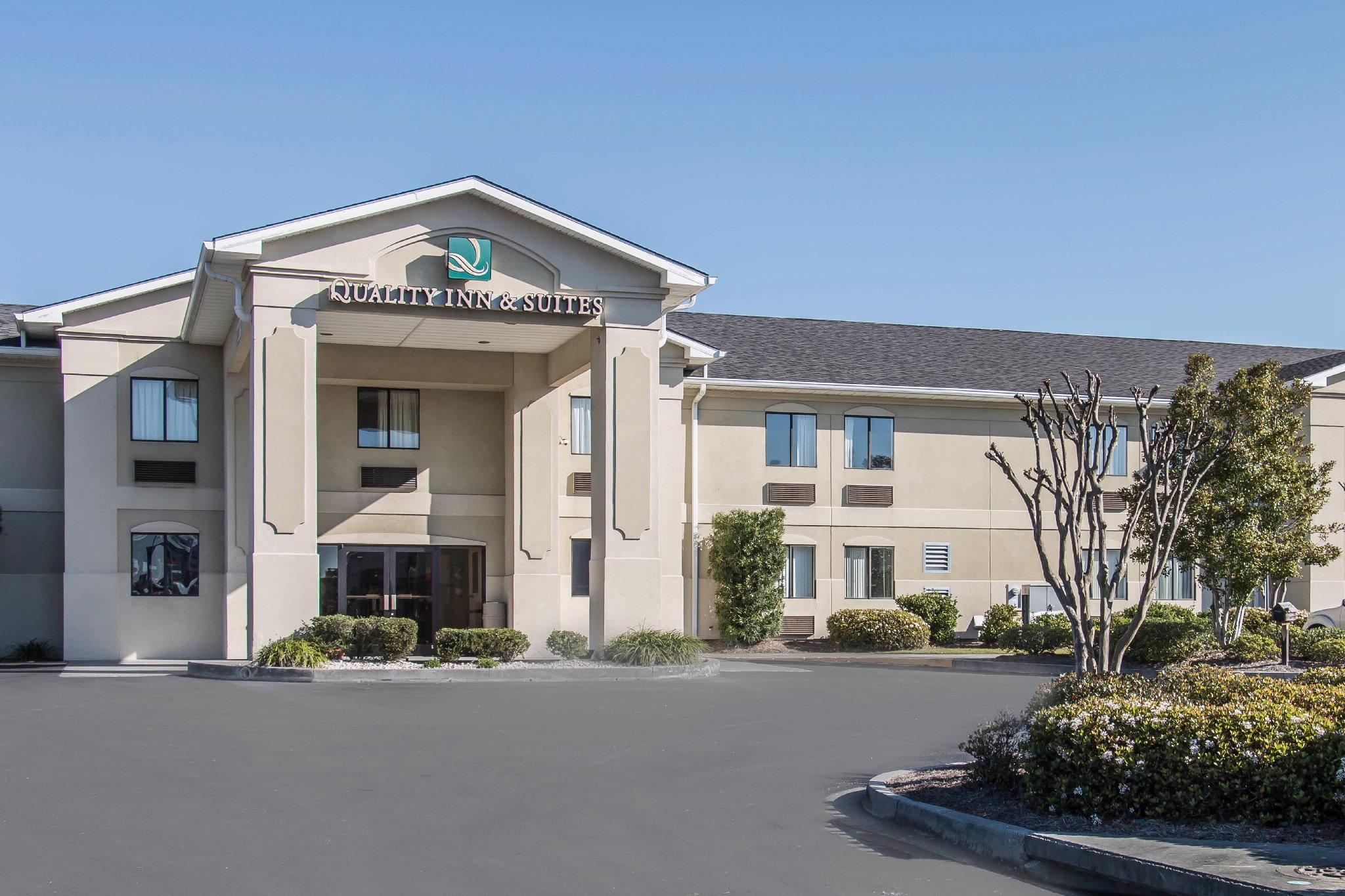 Baymont By Wyndham Hotel