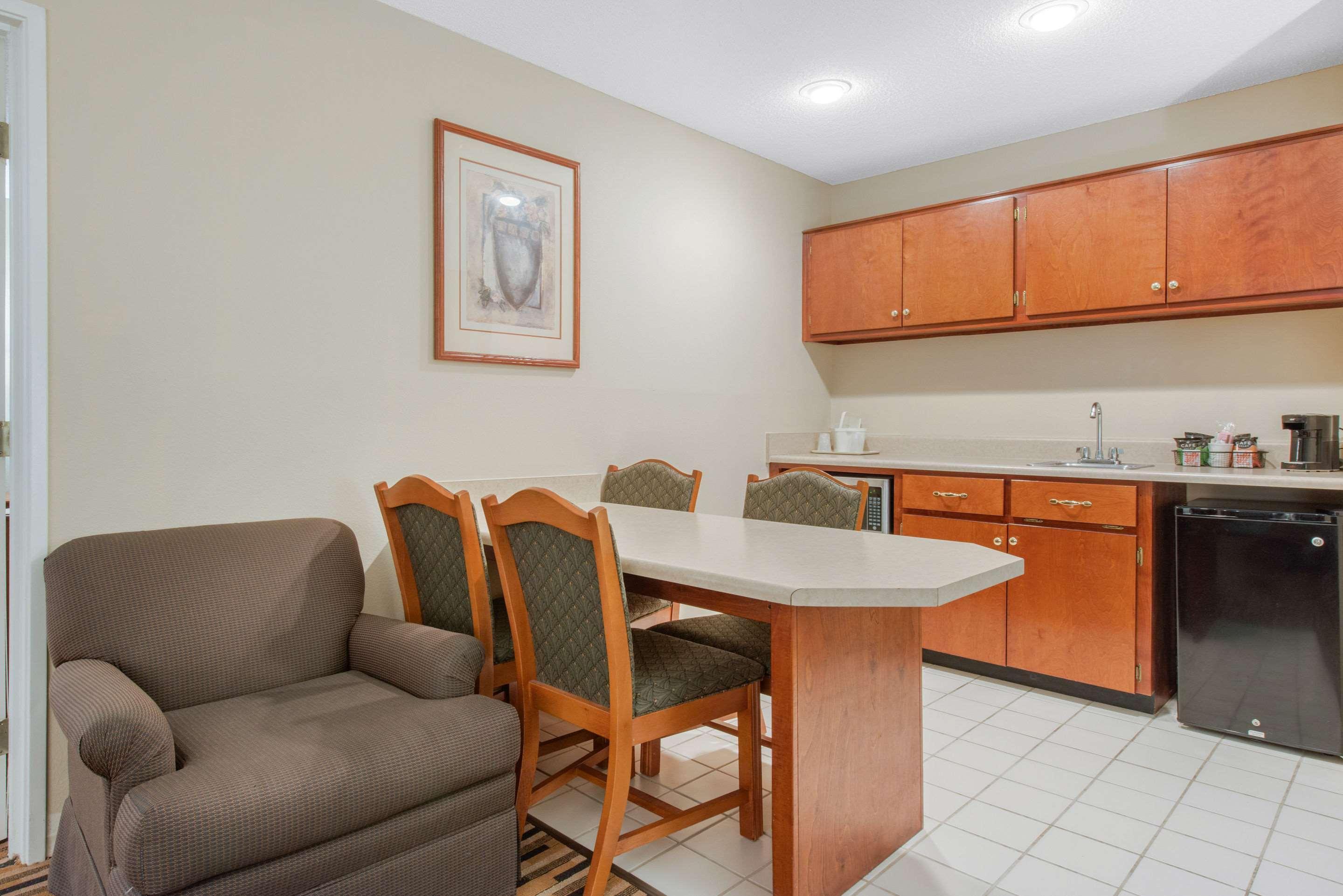 Baymont By Wyndham 2* Port Wentworth